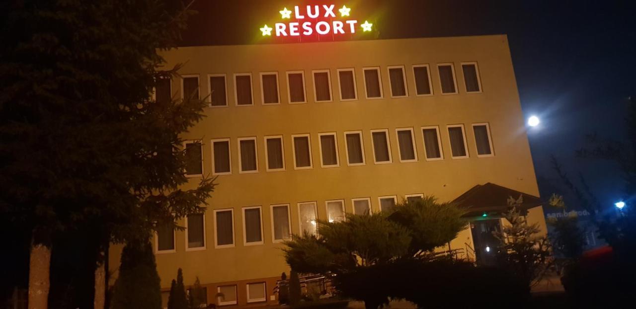 Lux Resort Kraśnik Extérieur photo